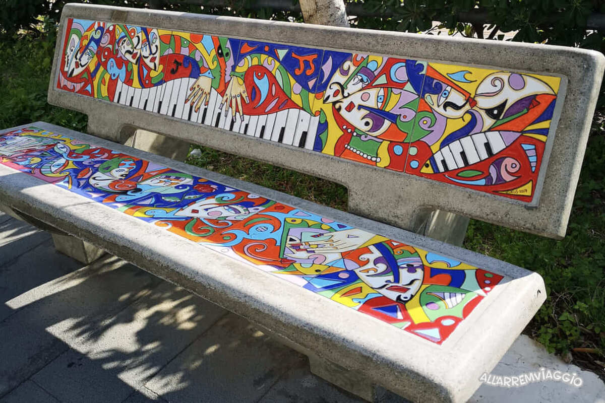 Vietri, panchine di Vietri